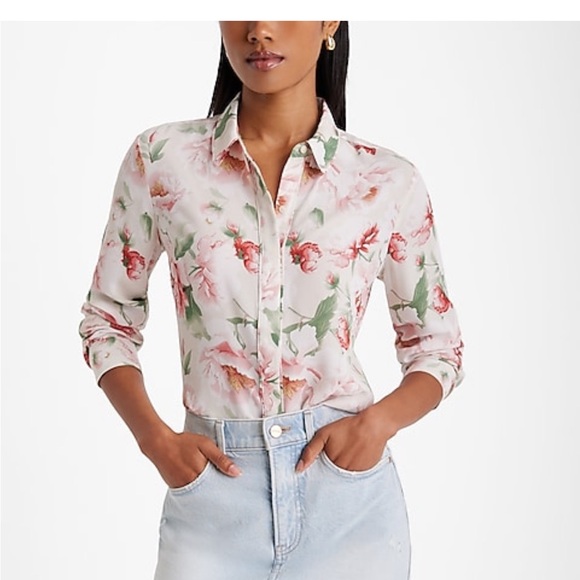 Express Relaxed Floral Portofino Blouse - Picture 7 of 8